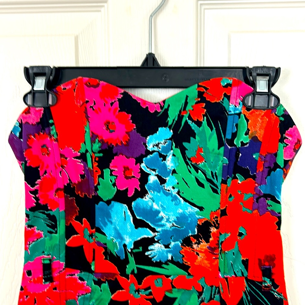 Floral evening dress; brand Divided